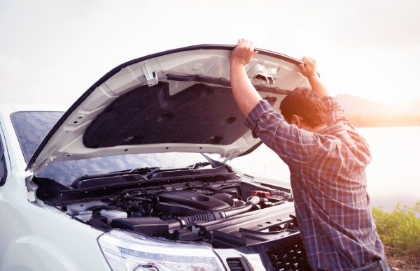 5 Common Signs Your Vehicle Is Having A/C Issues | Kwik Kar Auto Repair